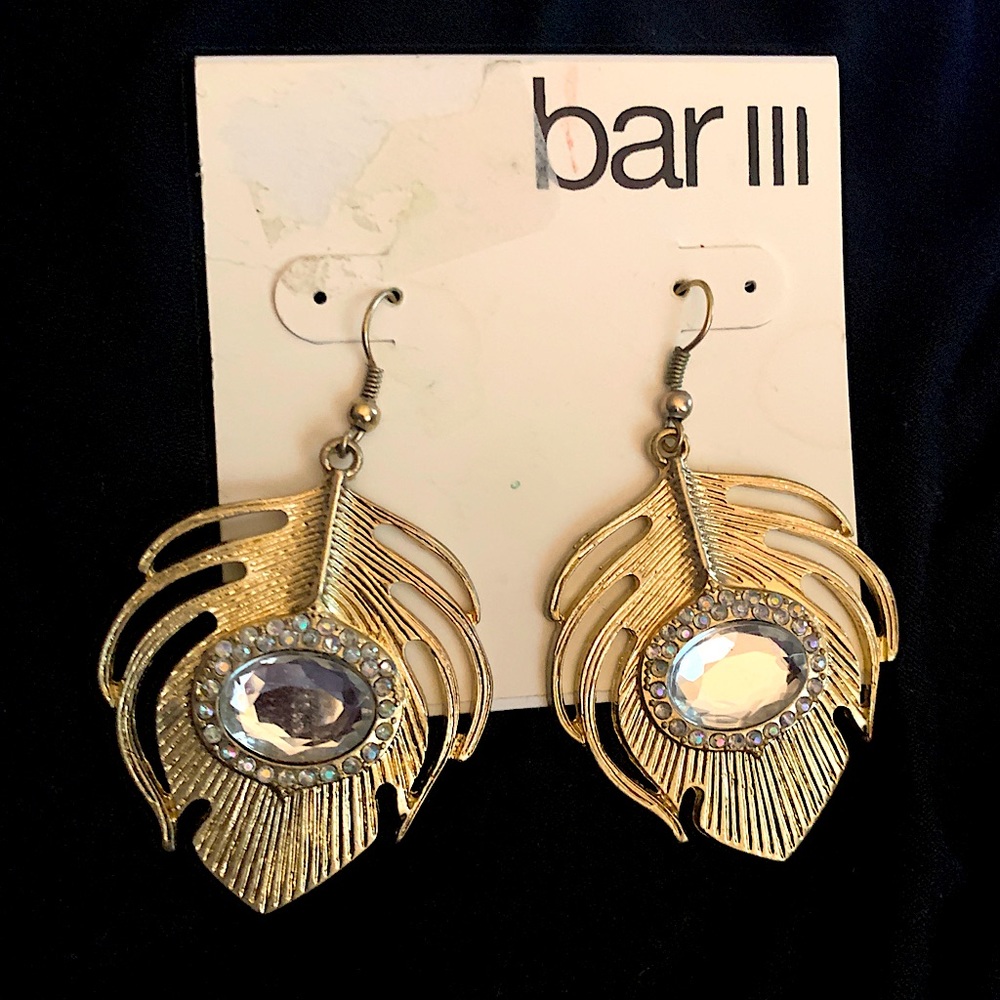Bar lll gold drop earrings